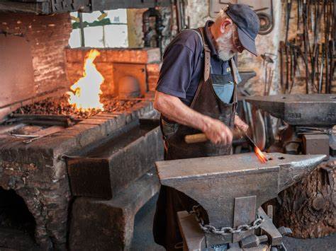 Vale (VALE) Cuts 2025 Iron Ore Pellet Forecast Amid Market Oversupply