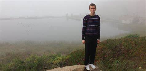 Meet Vitalik Buterin, the 20-Year-Old Who Is Decentralizing Everything - Shareable