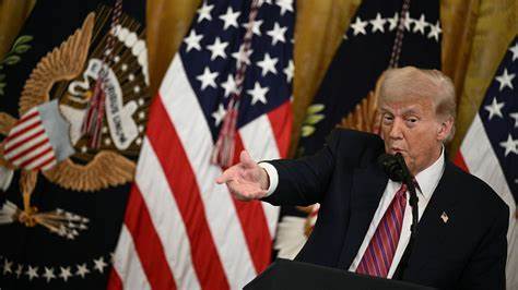  Trump calls for GENIUS Act to pass Tuesday, despite reports of later vote 