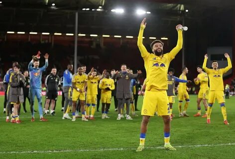 Leeds strike late again to surge five points clear of Sheffield United at top of Championship - Yahoo Sports