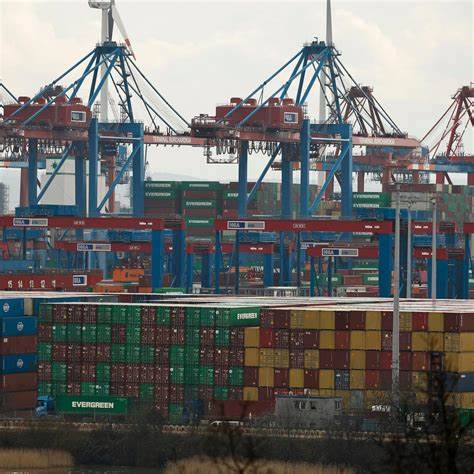 EU hints at retaliation for tariffs amid fears of trade war with US