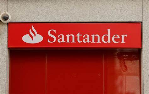 Santander to block UK transfers to crypto exchanges in 2023 - Reuters