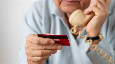 Phone scammers: 'Give me £1,000 to stop calling you'