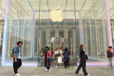 Stocks Open Higher. The Rally Is Moving Beyond Big Tech