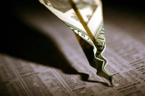 Are the Dow, S&P 500, and Nasdaq Composite Going to Plunge? This Historically Accurate Forecasting Tool Offers a Crystal-Clear Answer