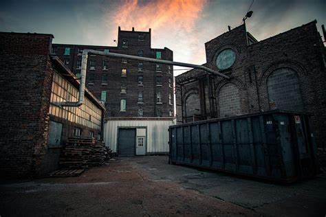 The imposter syndrome of growing up poor and now living in a wealthy city (Free)