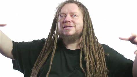 Jaron Lanier discussing the future of AI: It's all just real people (2012) [video]