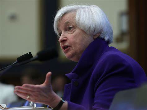 Yellen Defends Regulation Role in Bolstering Financial Stability