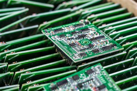 Lam Research Corporation (LRCX) Reports Fourth-Quarter 2025 Results; Mizuho Raises PT to $120