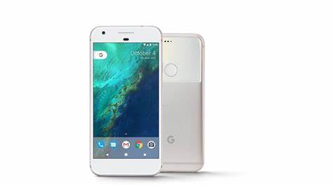 Google Pixel 8 Pro contre Apple iPhone 17 - 01net.com