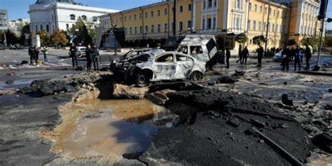 Ukraine-Krieg im Liveticker: +++ 02:16 Alarmsirenen in Kiew heulen - Explosionen durch russische Drohnen verursacht