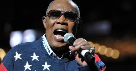 Sam Moore, who sang Soul Man in Sam and Dave duo, dies aged 89 - BreakingNews.ie