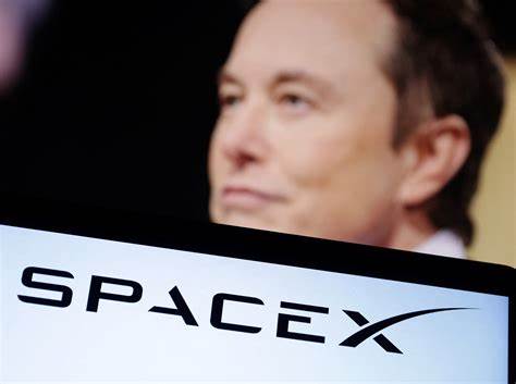 SpaceX Warns Investors Elon Musk Could Return to US Politics