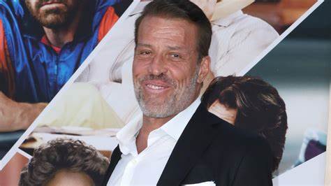 How To Invest Like the 1%, According to Tony Robbins