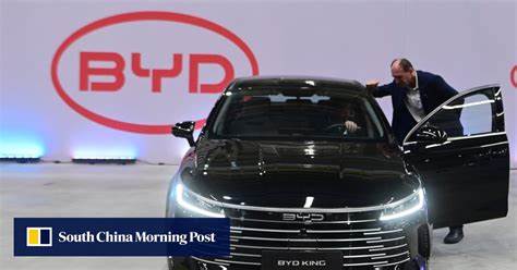 BYD executives buy shares in a show of confidence in the EV maker's investment value