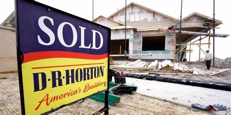 D.R. Horton Trims High End of 2025 Revenue Outlook as Results Weaken