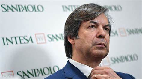 Unicredit vs Intesa Sanpaolo, su chi puntare dopo i conti? Ecco il 