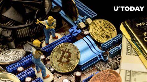 Satoshi-Era Bitcoin Miners Awaken En Masse Within One Hour – What’s Happening?