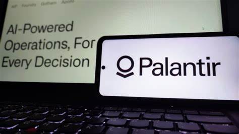 Palantir (PLTR) Wins Key U.S. Army AI Contract in Push for Défense Growth