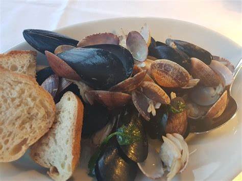 Pesce freschissimo! - Recensioni su Lo Scoglio, Massa Lubrense 