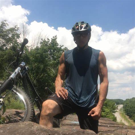 J.P. Morgan’s Nightmare: How Stablecoins Let You Be Your Own Bank | Reeve Collins