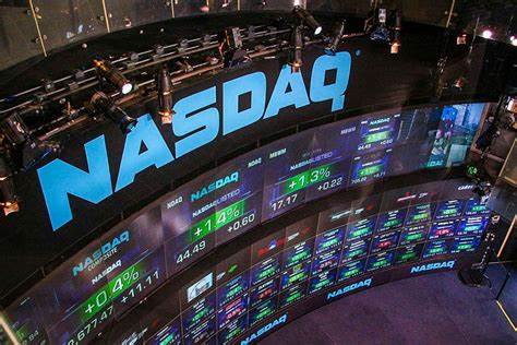 The Nasdaq Is Leading a Messy Session