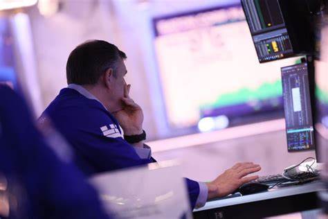 Markets News, Feb. 28, 2024: Nasdaq Slides; Bitcoin Briefly Tops $63K - Investopedia