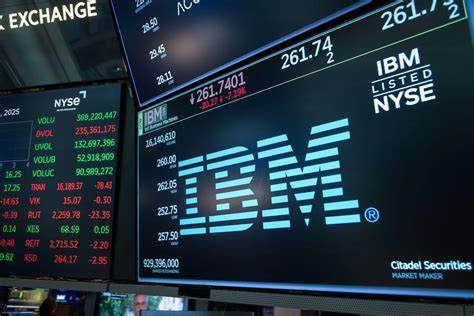 IBM falls most since 2021 after posting tepid software sales