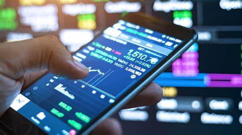 How To Choose a Smartphone for Online Trading - Tech Times