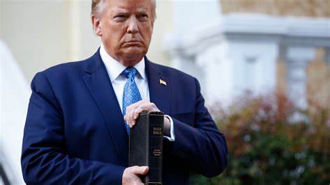 Trump’s Latest, and Most Questionable, Crypto Launch, Explained - Mother Jones