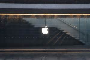 Apple’s AI Roadmap, Product Launch Support BofA Buy Rating, Target Raised to $270