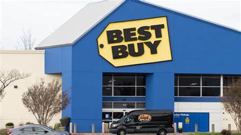 Best Buy taps Walgreens CIO to lead its tech organization