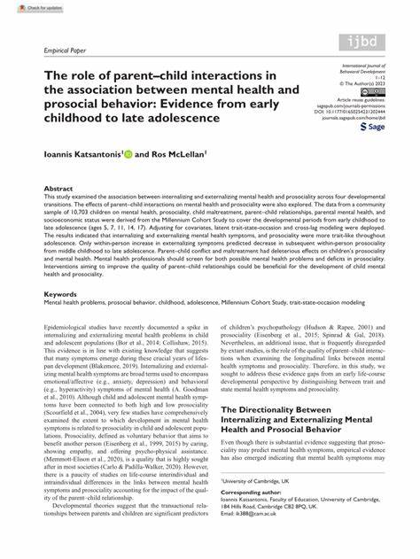 Human newborns spontaneously attend to prosocial interactions