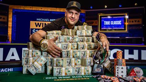 Michael Mizrachi Crushes 2025 World Series of Poker Main Event