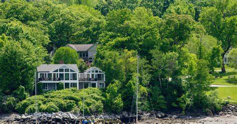 Did a Brooklyn couple kill a neighbor's trees for a better view in Maine?