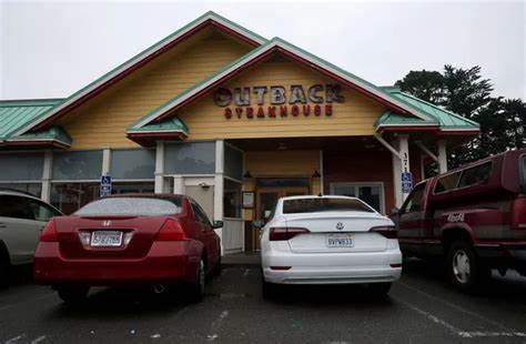 Bloomin’ Brands drafts industry vet for CIO role