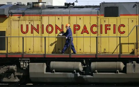 First look: Union Pacific earnings