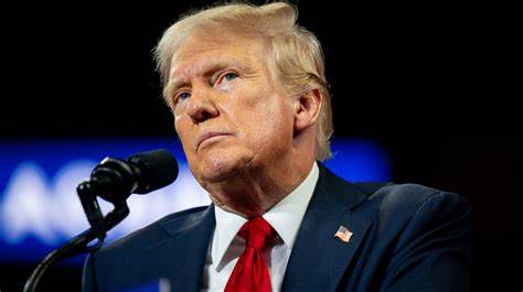 Trump announces cryptocurrency reserve plan: 5 assets selected, but questioned for "ad space" and uncertain for implementation - PANews
