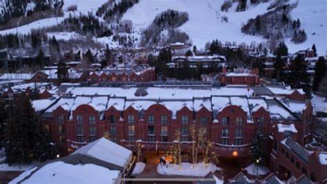 St. Regis Aspen releases 20% of ownership to the public for purchase via cryptocurrency - Denver 7 Colorado News