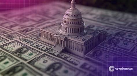 Putin Advisor Accuses US of Using Crypto, Gold to Escape Massive Debt