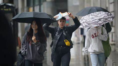 After 30C start to September, the rest of the month could see rain, wind and thunderstorms