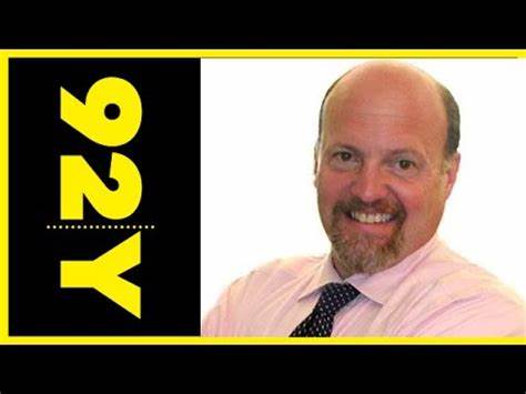 Jim Cramer Calls Quanta Services (PWR) “A Buy” – Agrees With Stephanie Link