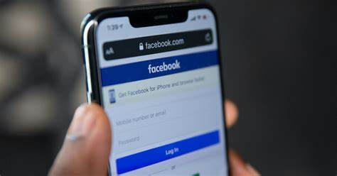 Facebook wants unpublished images on smartphones