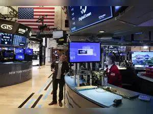 Veteran analyst sets eye-popping S&P 500 target