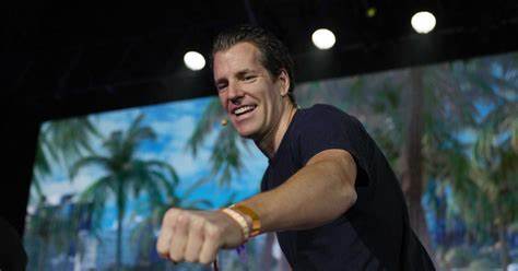A Winklevoss-run crypto operation has frozen $700 million in client withdrawals as it becomes ensnared in the FTX disaster