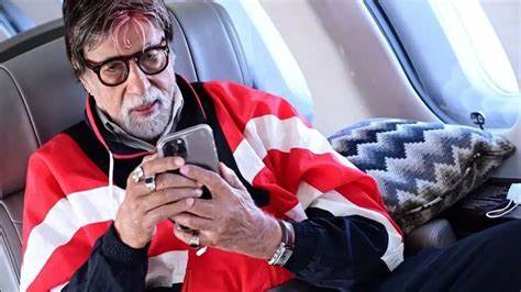 Amitabh Bachchan Shares Throwback Picture, Reminisces About the Good Old Days - LatestLY