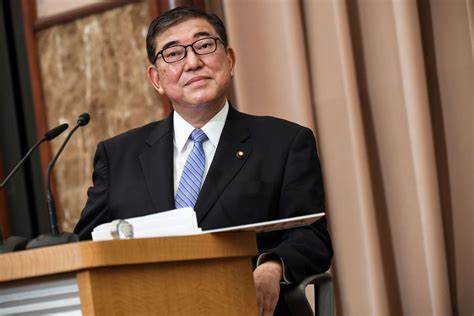 Japan’s Ishiba Says He’ll Swiftly Compile Economic Measures