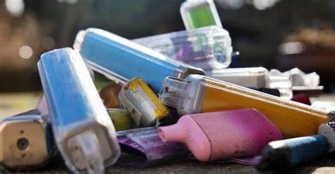 Svapo e Ambiente: Il Problema delle Usa e Getta - Globalist.it