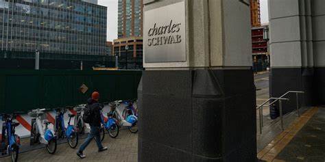 Charles Schwab Profit Jumps on Tariff Trading Surge