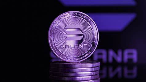 Is the Solana (SOL) Dip Over? Investors Bet on These 2 Altcoins Instead - Analytics Insight